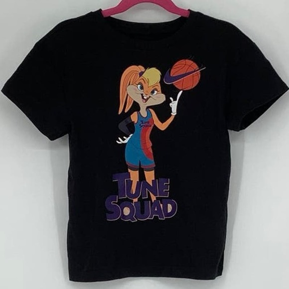NEW! Nike Size 4 X-Small Kids Space Jam Black Tee Lola Basketball $25 msrp J11-6 - Picture 2 of 9